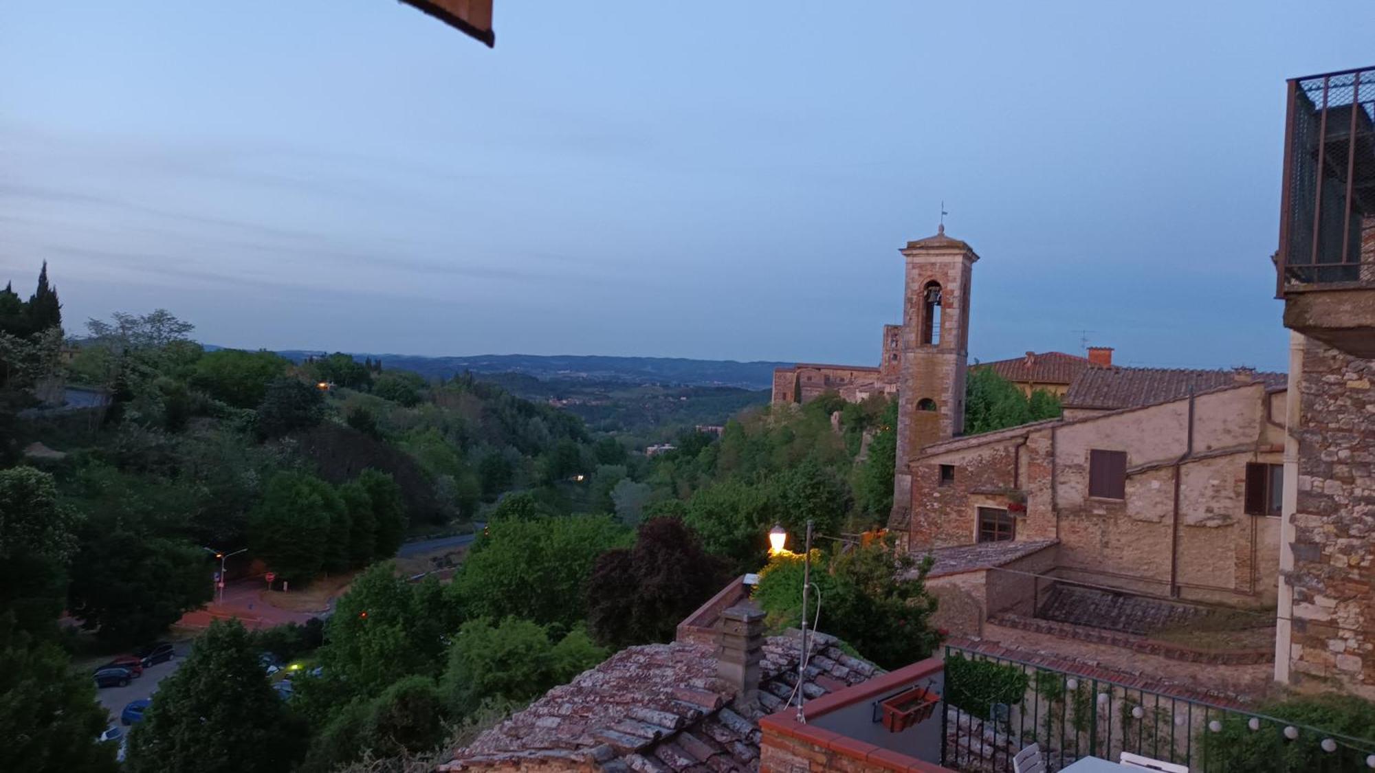 Dietro Le Mura Колле-ді-Валь-д'Ельса Екстер'єр фото